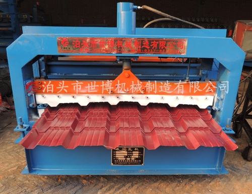 1050型琉璃瓦彩钢设备