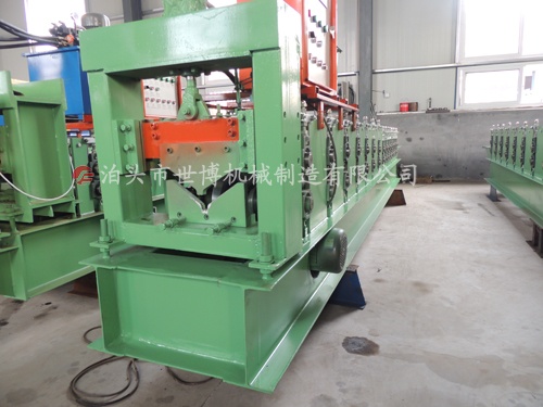 222型屋脊瓦彩钢压瓦机设备