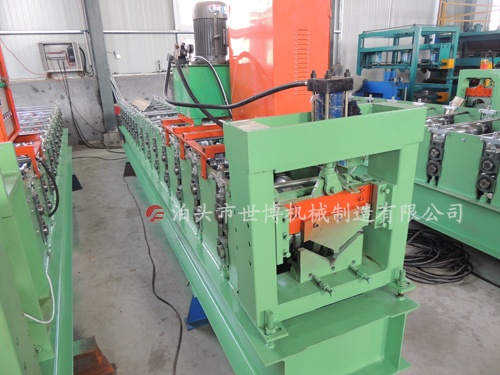 222型屋脊瓦彩钢压瓦机设备